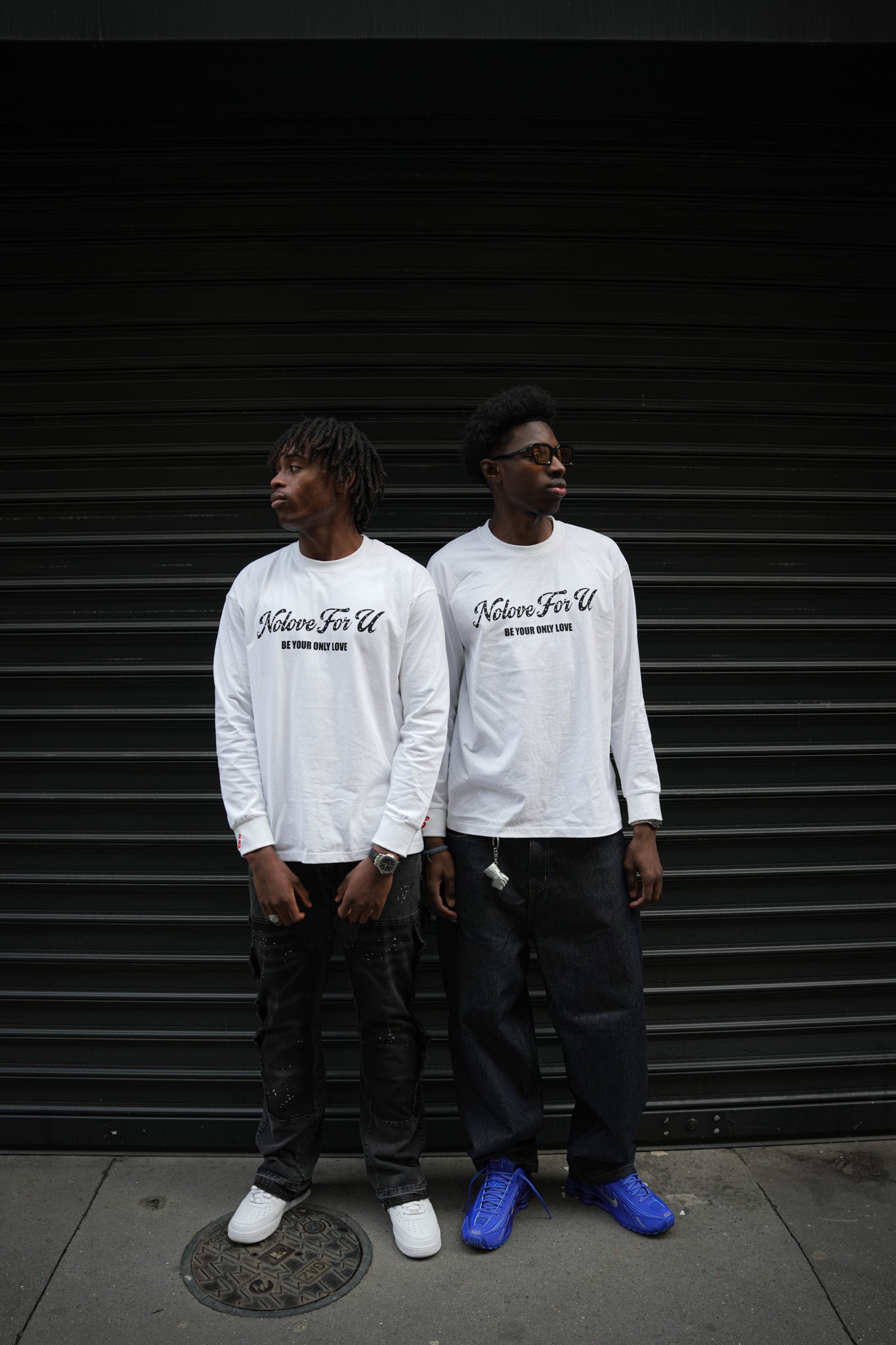 Long sleeve kiss